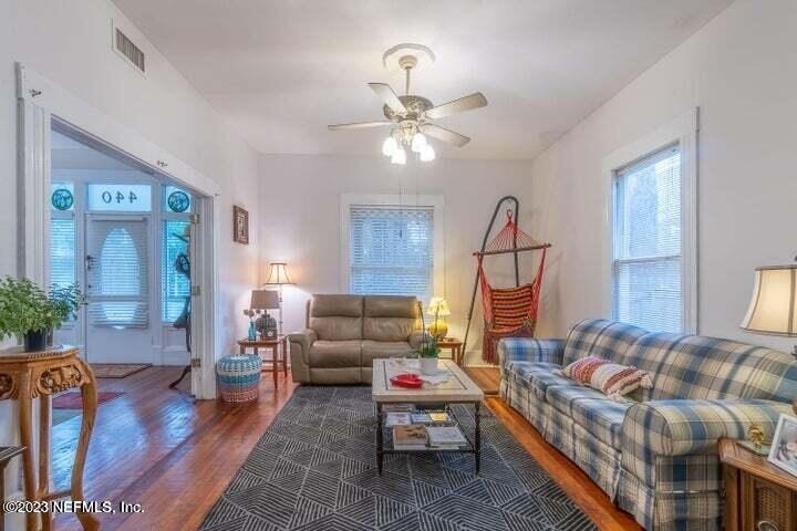 440 E 6th Street - Photo 5