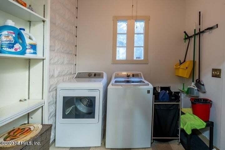 440 E 6th Street - Photo 11