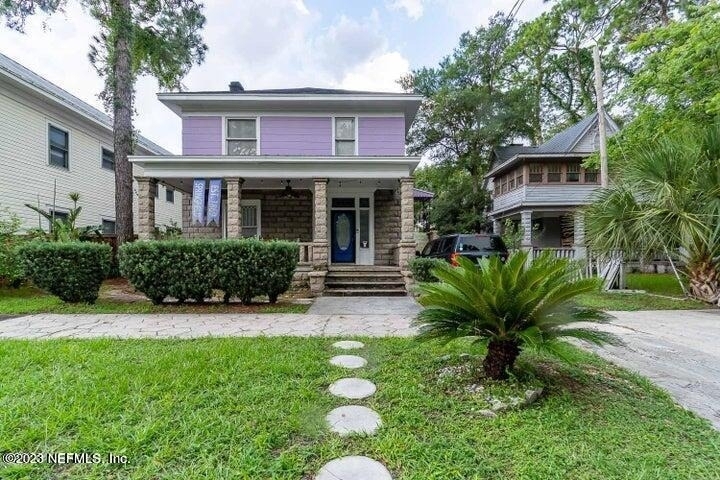 440 E 6th Street - Photo 0