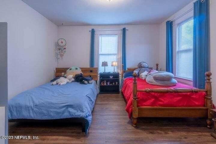 440 E 6th Street - Photo 17
