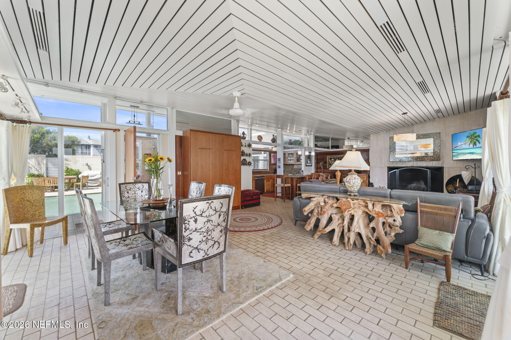 2337 Seminole Road - Photo 14