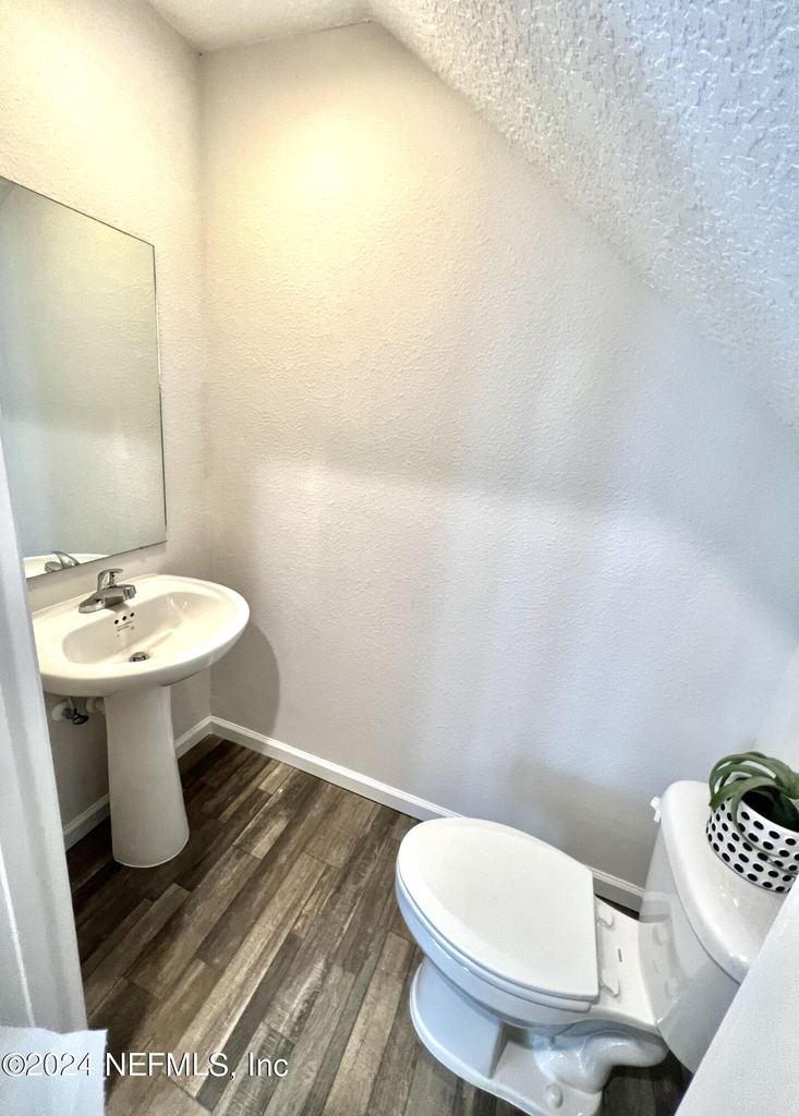 535 S Woodlawn Street - Photo 16