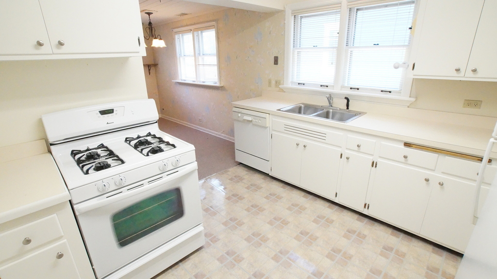 1229 Middlebury Lane - Photo 14