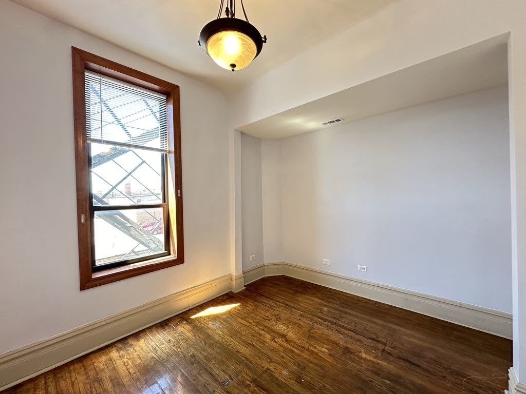 2347 W 24th Place - Photo 14