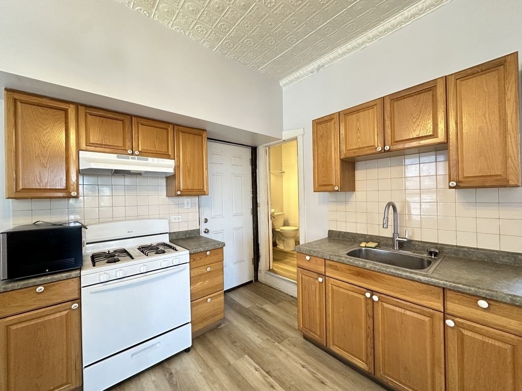 2347 W 24th Place - Photo 3