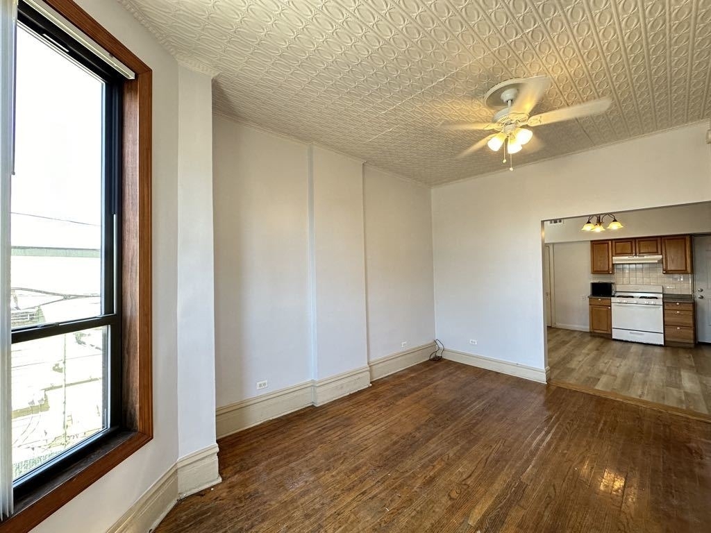 2347 W 24th Place - Photo 10
