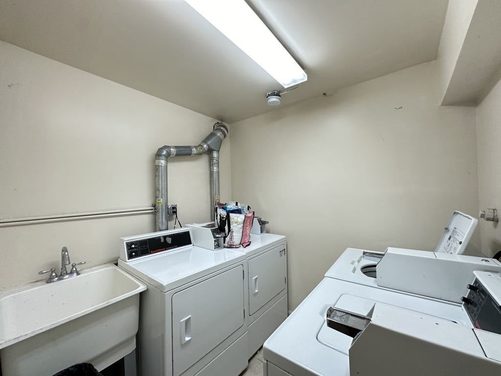 2347 W 24th Place - Photo 19