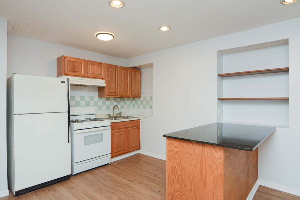 2347 W 24th Place - Photo 2