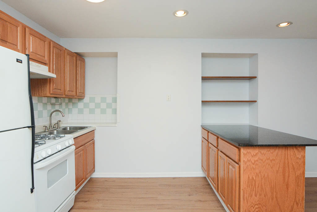 2347 W 24th Place - Photo 3
