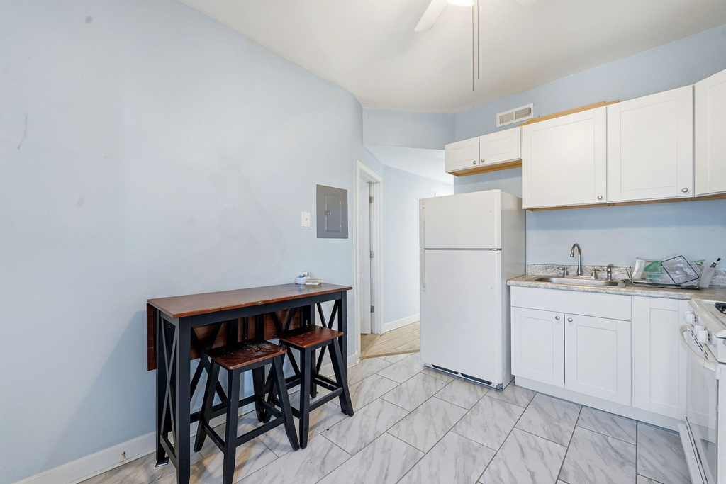 1637 S Saint Louis Avenue - Photo 17