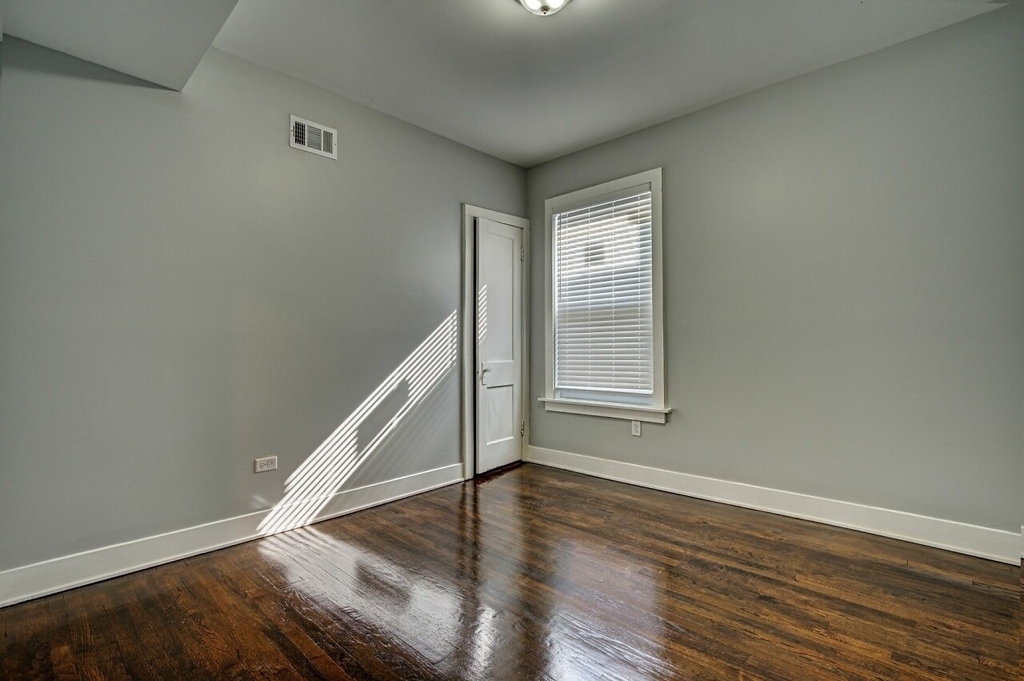 7331 S Dante Avenue - Photo 5