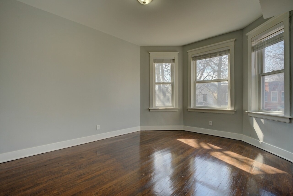 7331 S Dante Avenue - Photo 1