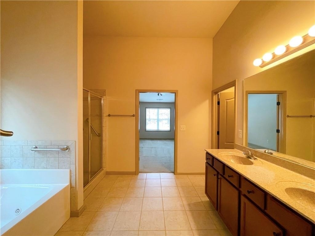 1821 Bridle Road - Photo 13