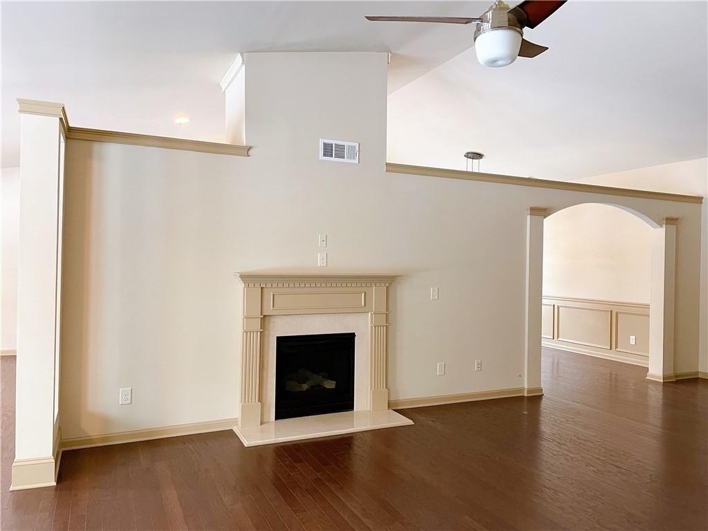 1821 Bridle Road - Photo 10