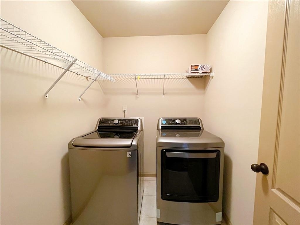 1821 Bridle Road - Photo 18