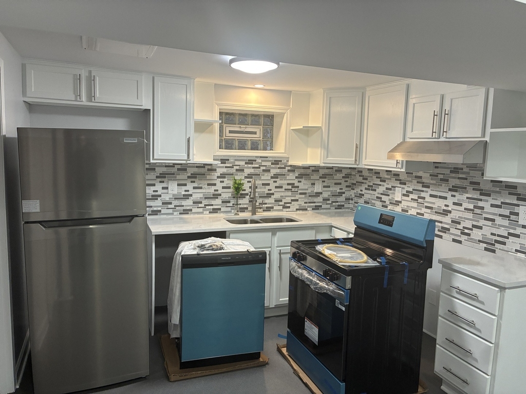 544 W Cullerton Avenue - Photo 4