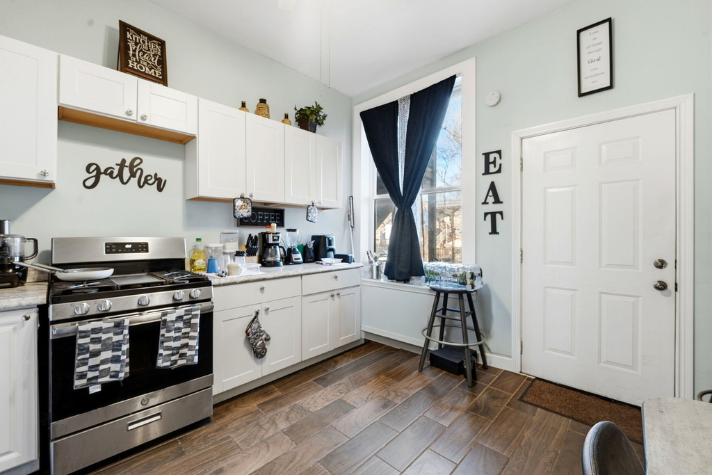 1637 S Saint Louis Avenue - Photo 8