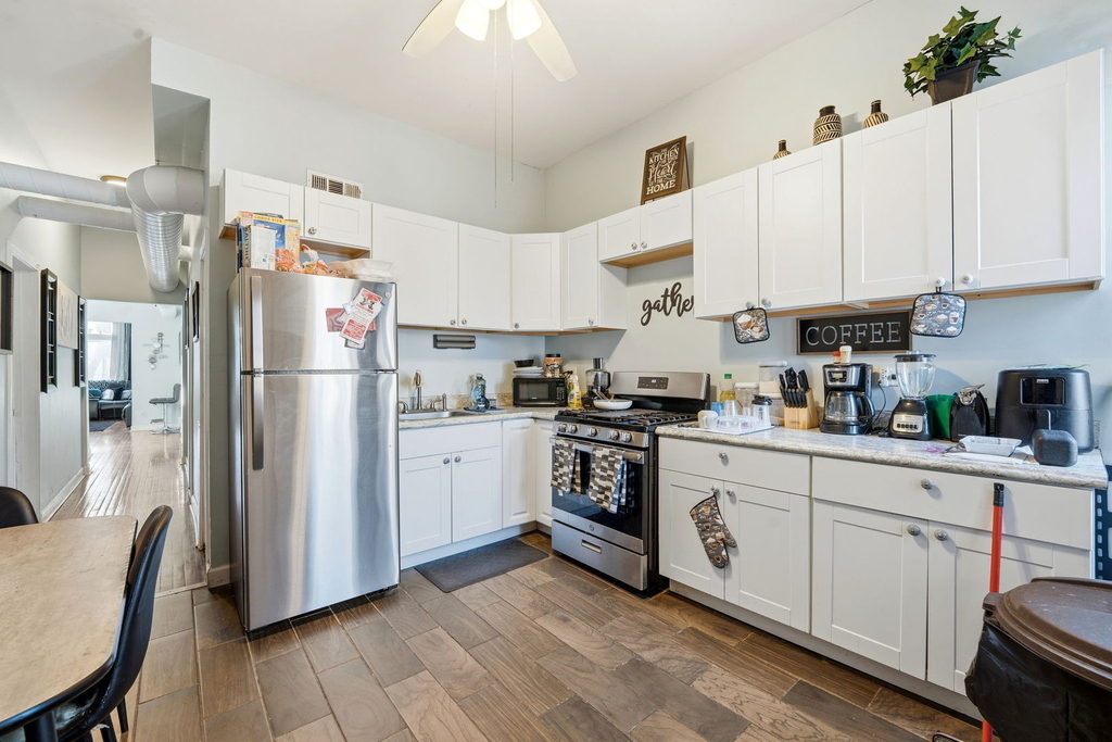 1637 S Saint Louis Avenue - Photo 9