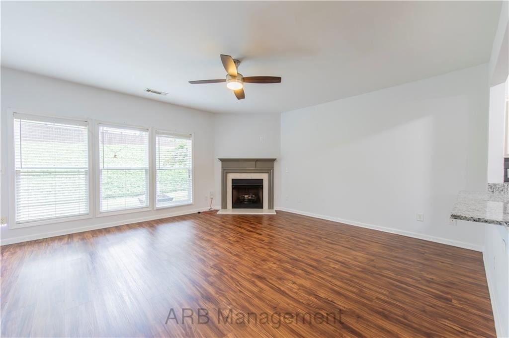 4922 Sherwood Way - Photo 4