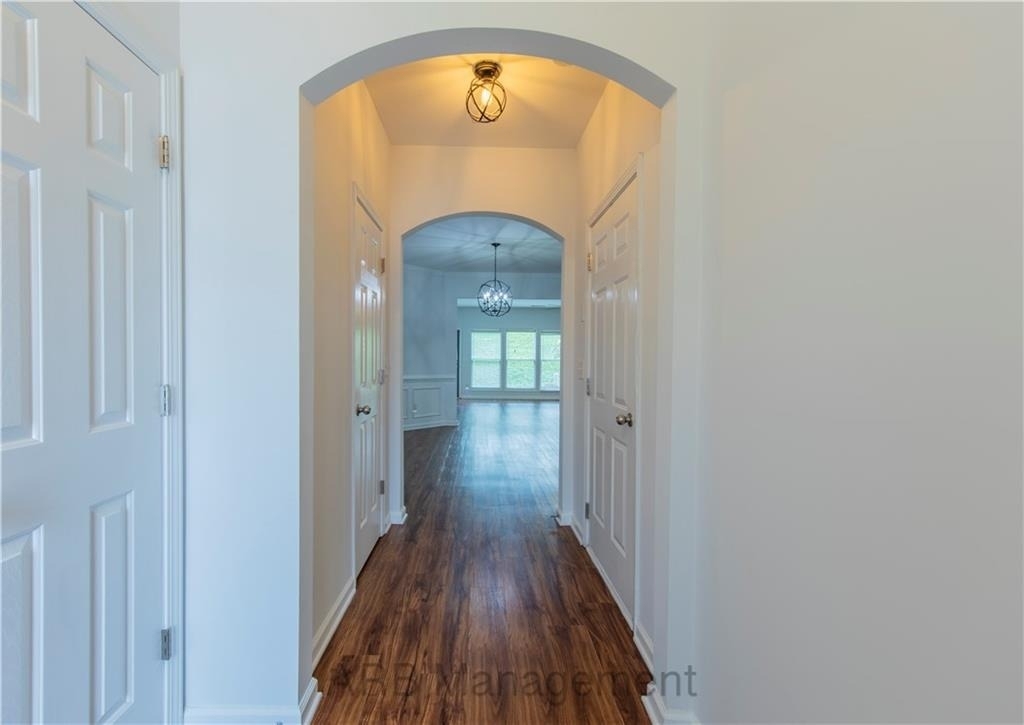 4922 Sherwood Way - Photo 1