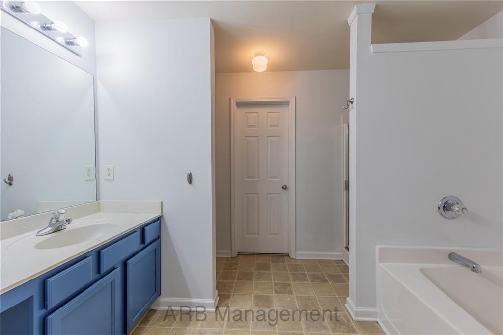 4922 Sherwood Way - Photo 9