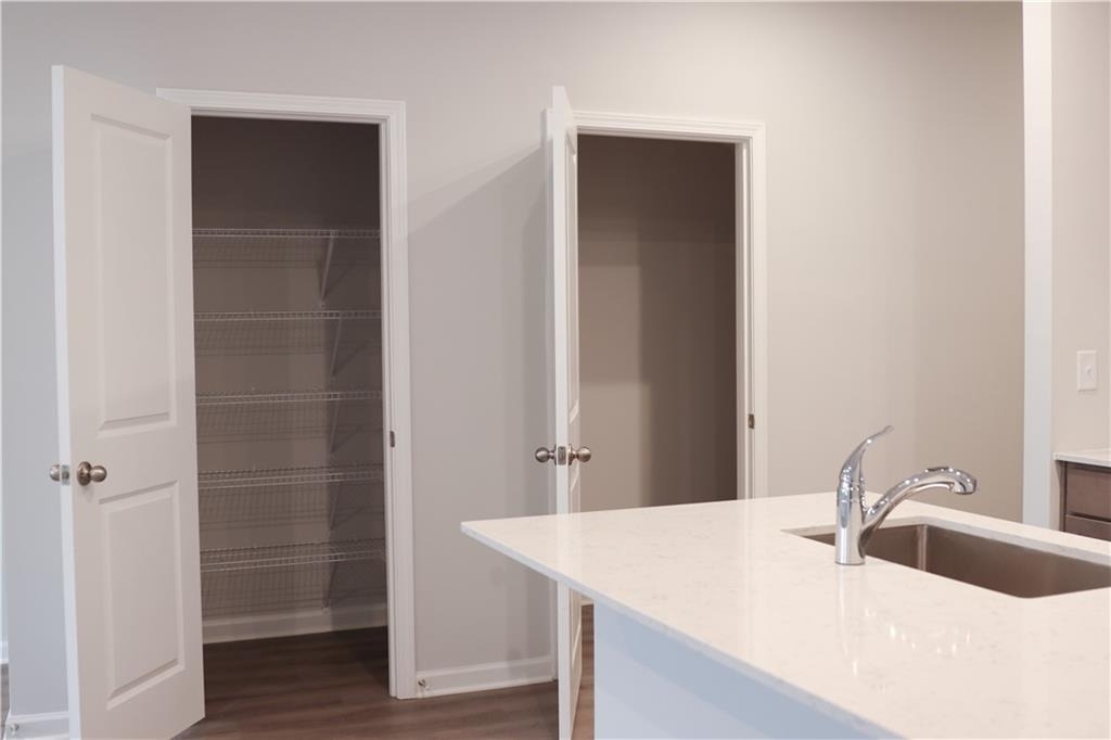 483 Crown Drive - Photo 6