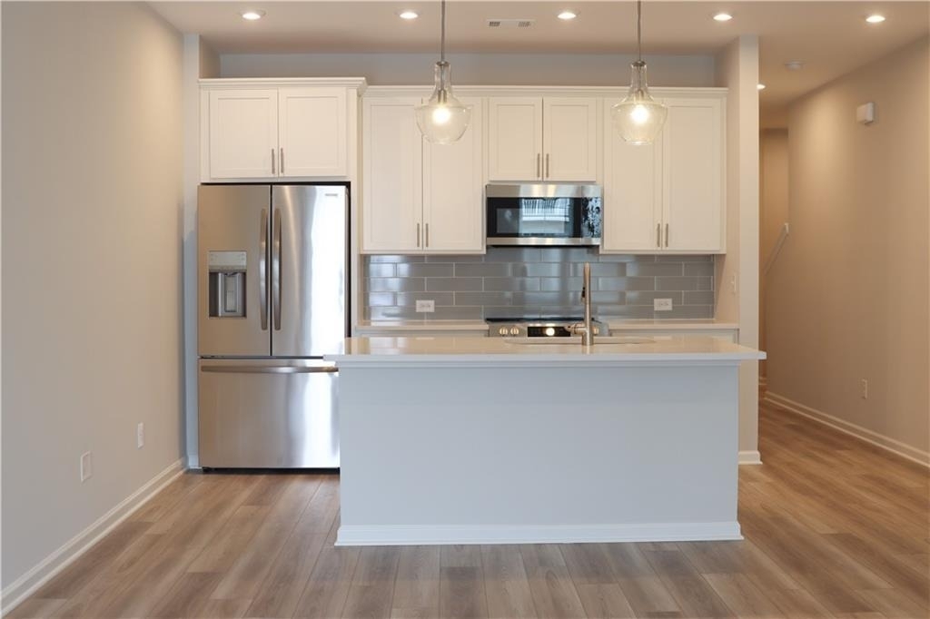 495 Crown Drive - Photo 3