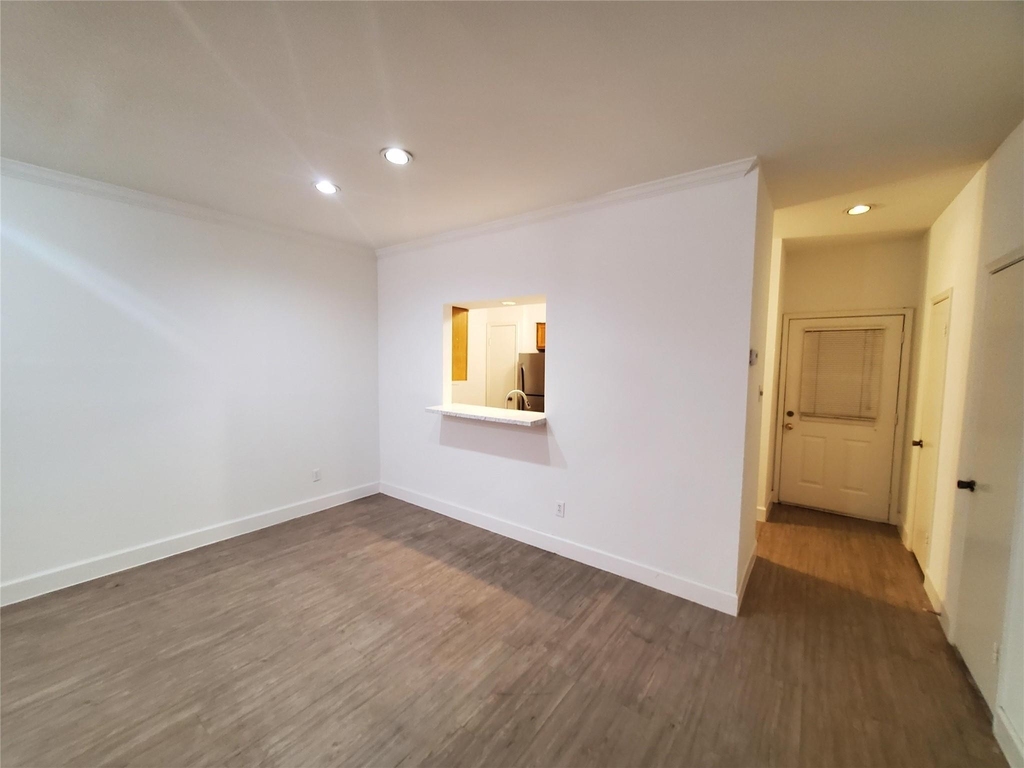 17473 Red Oak Drive - Photo 3