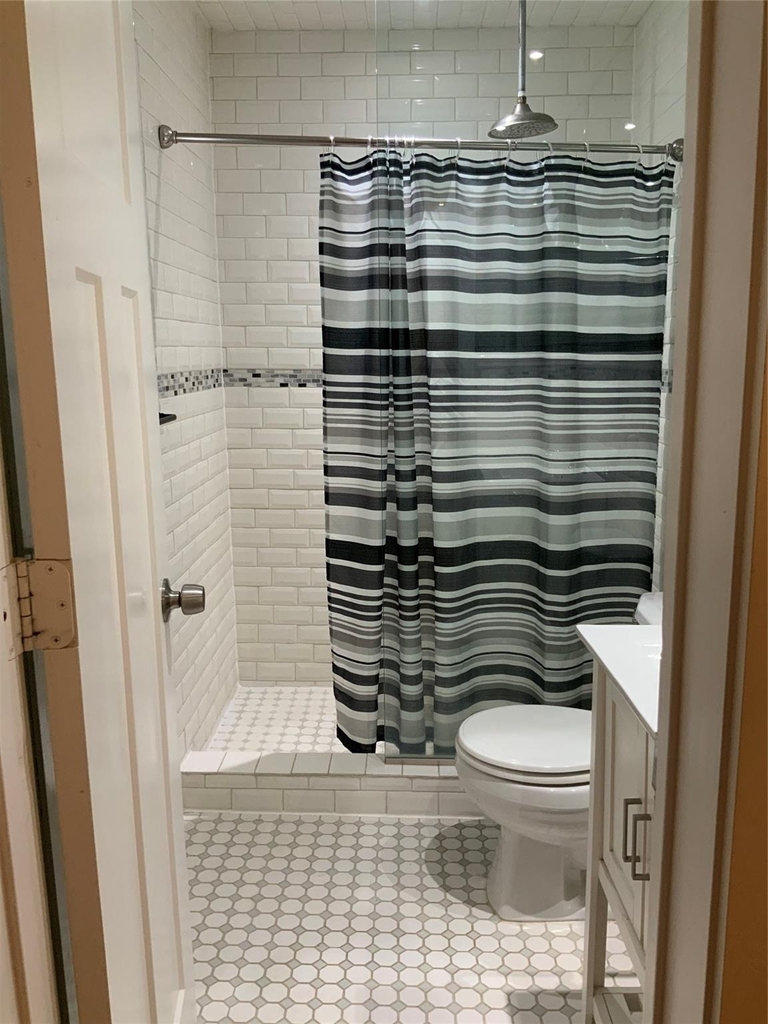 100 W Madison Street - Photo 22