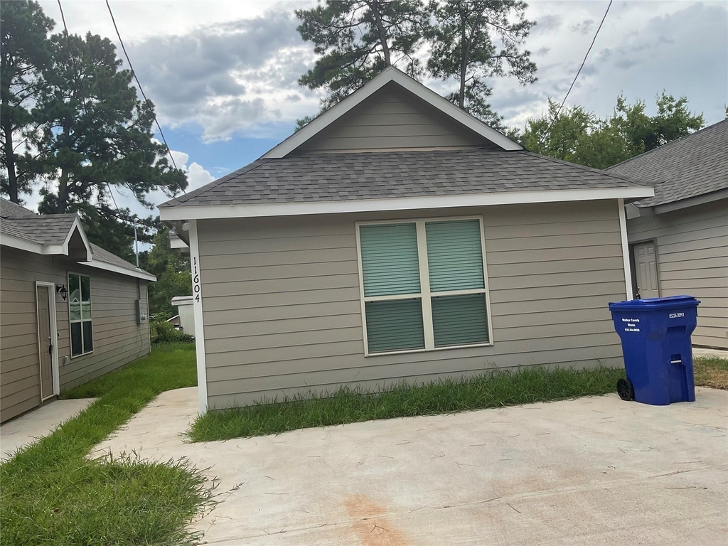 11604 Vistawood Street - Photo 0