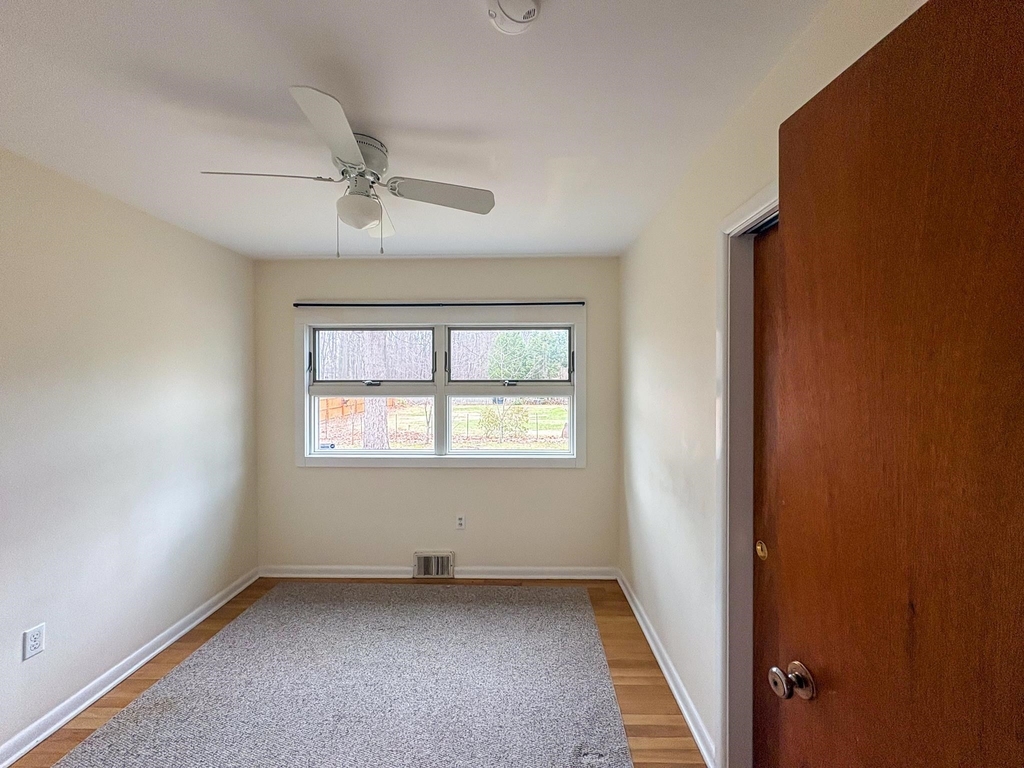 38 Marshall - Photo 27