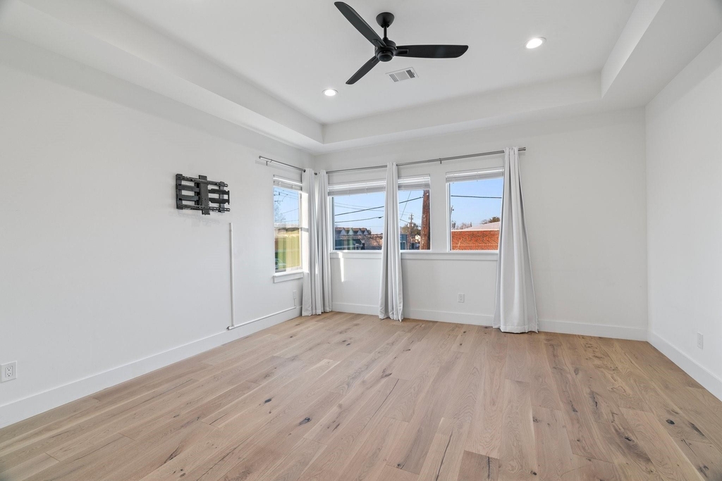 3802 Commerce Street - Photo 25