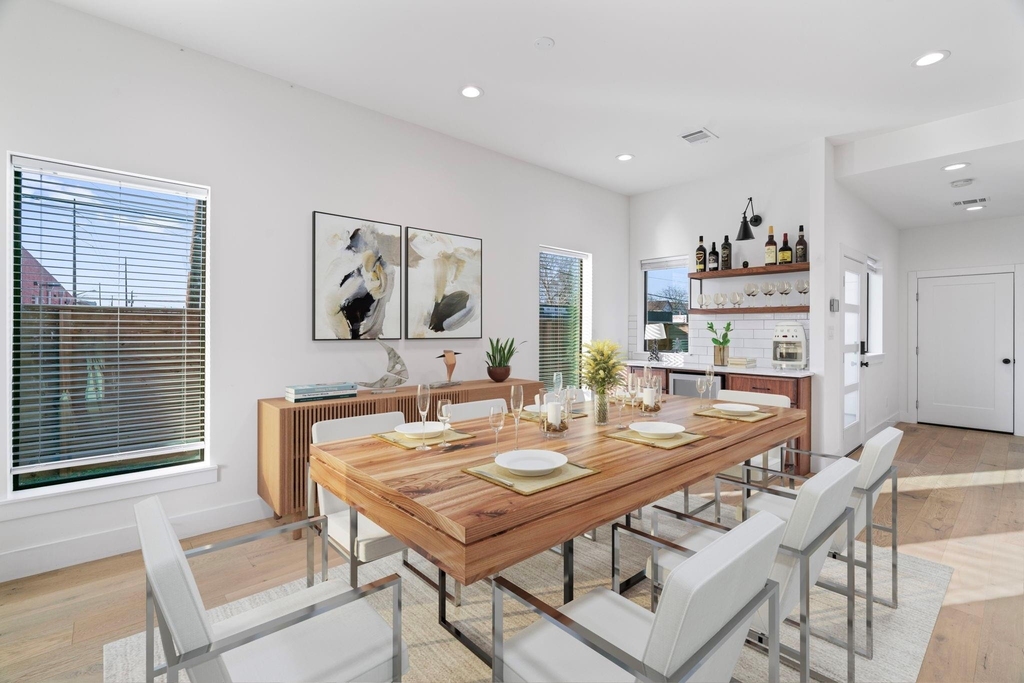 3802 Commerce Street - Photo 9