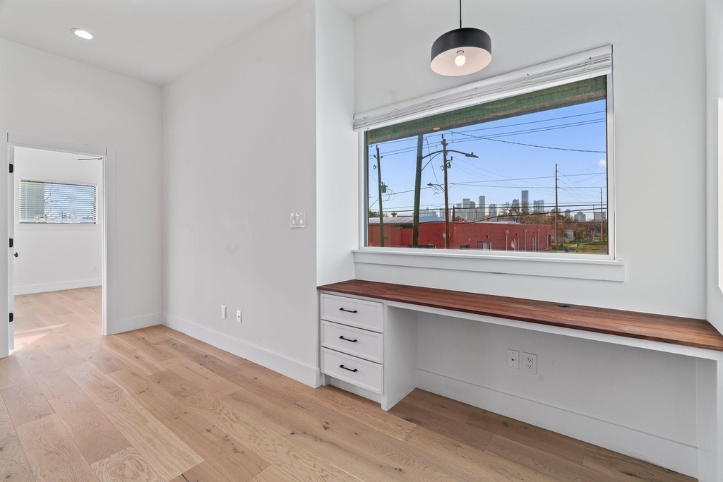 3802 Commerce Street - Photo 21