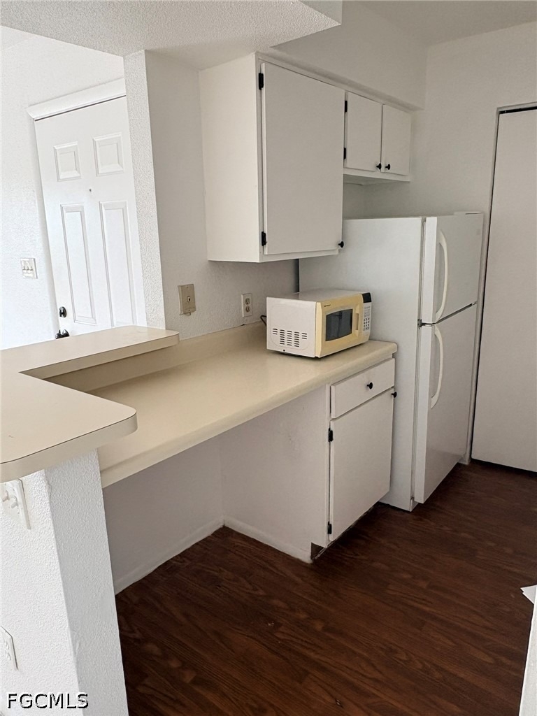 2855 Winkler Avenue - Photo 5