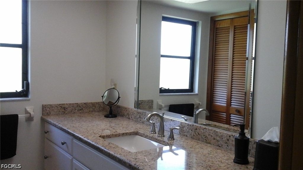 4011 Sw 2nd Avenue - Photo 15
