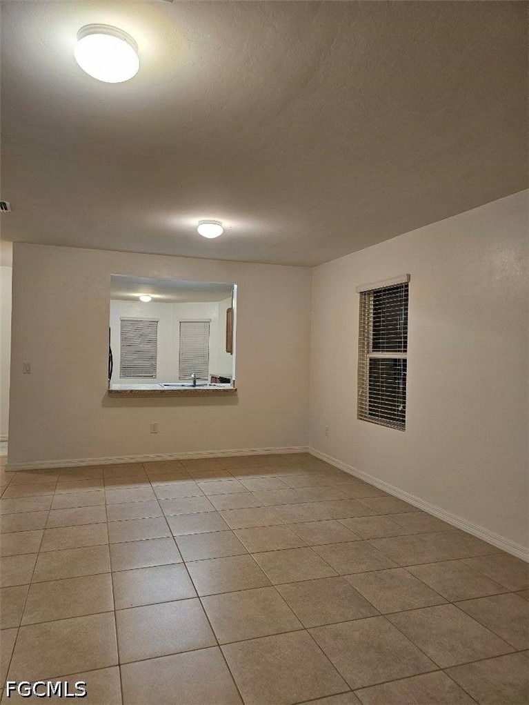 114 Se 3rd Street - Photo 2