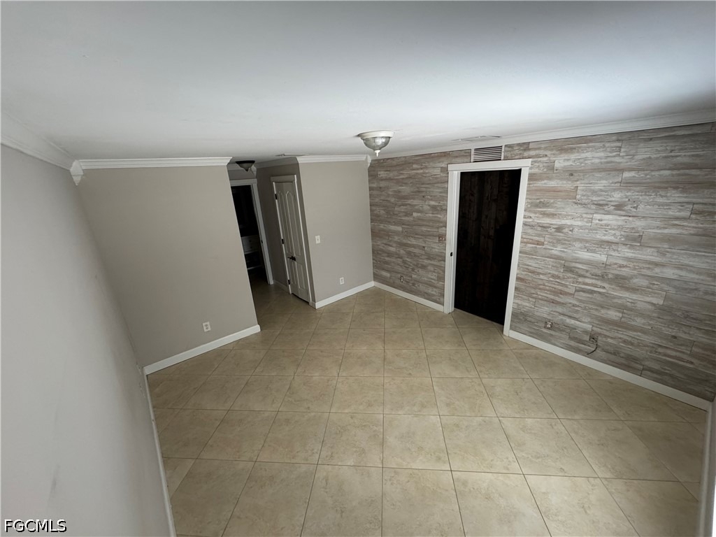 3313 35th Street W - Photo 7
