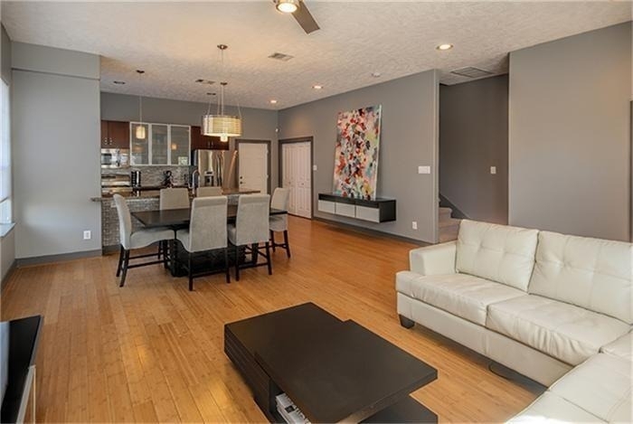 1414 Emancipation Avenue - Photo 2
