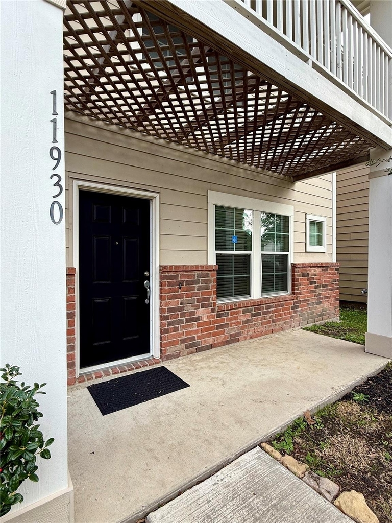 11930 Jelicoe Drive - Photo 2