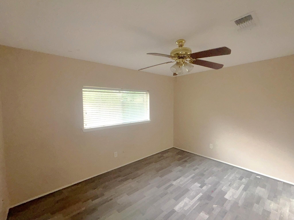 17323 Camberwell Green Lane - Photo 12
