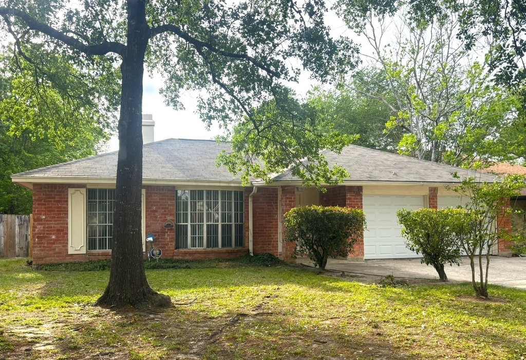 17323 Camberwell Green Lane - Photo 0