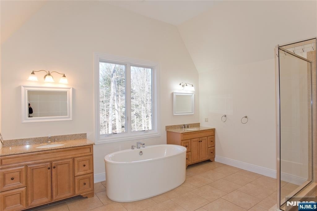 673 Glendale - Photo 14