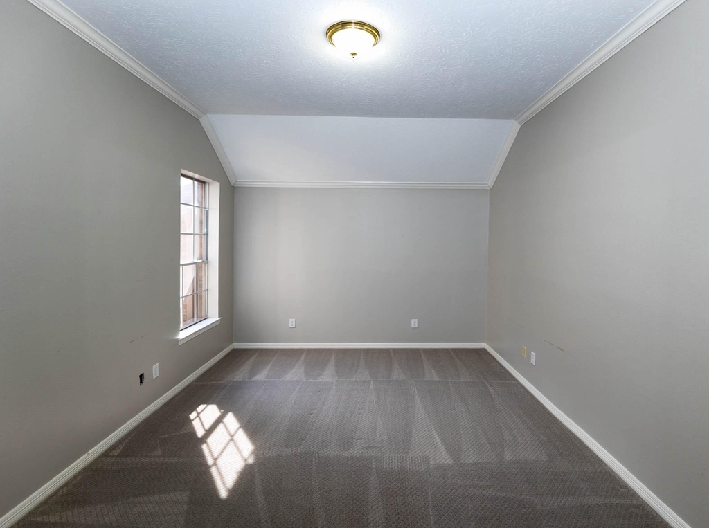 2435 Thorndon Park Court - Photo 6