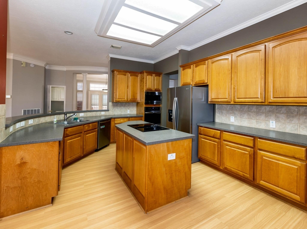 2435 Thorndon Park Court - Photo 14
