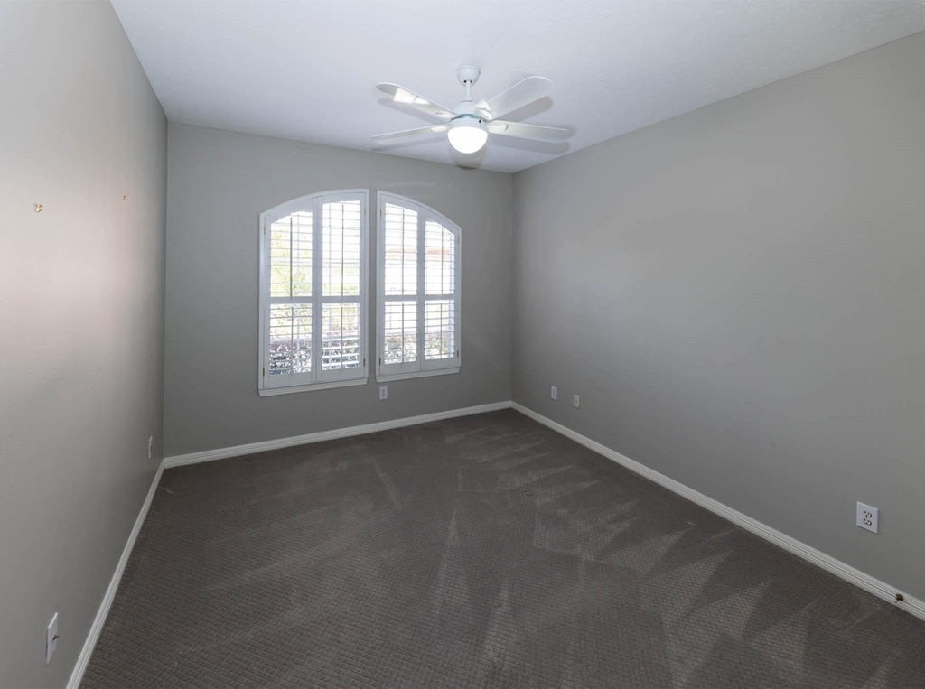 2435 Thorndon Park Court - Photo 11