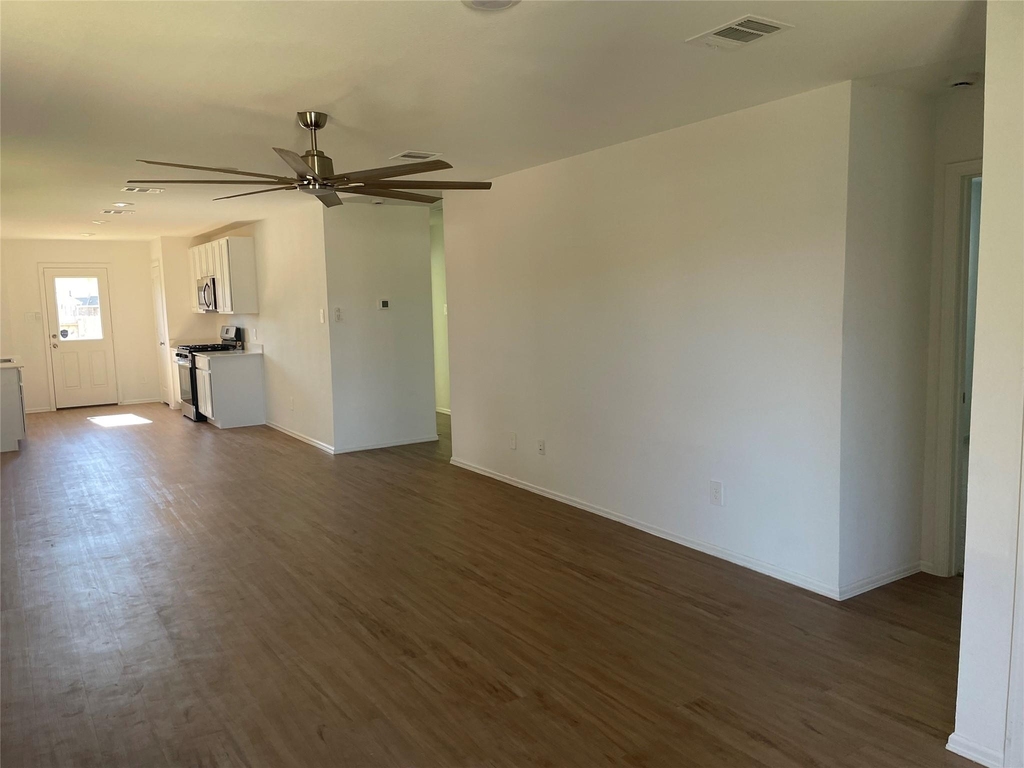221 Crystal Bay Ln - Photo 10