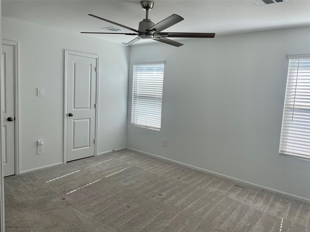 221 Crystal Bay Ln - Photo 13