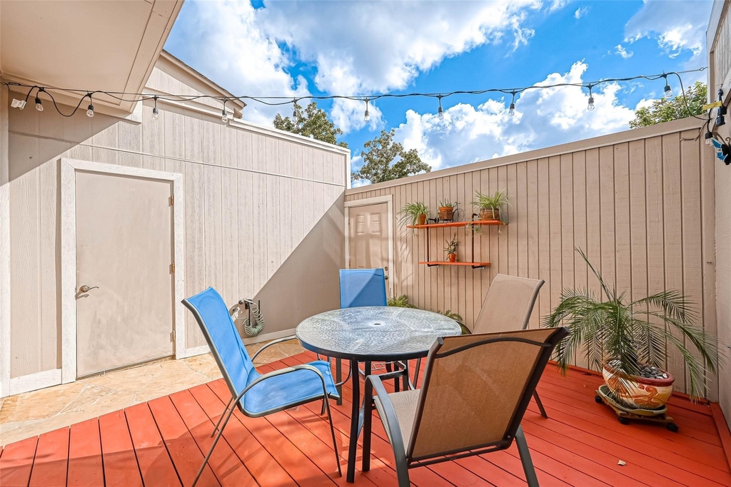 2232 S Piney Point Road - Photo 27
