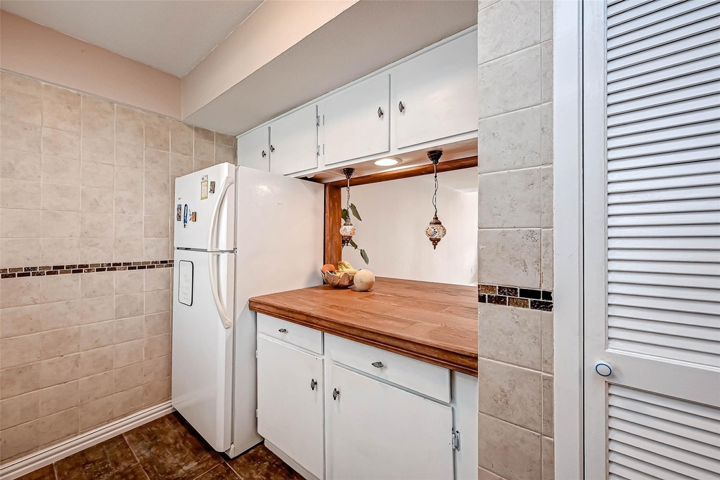 2232 S Piney Point Road - Photo 12